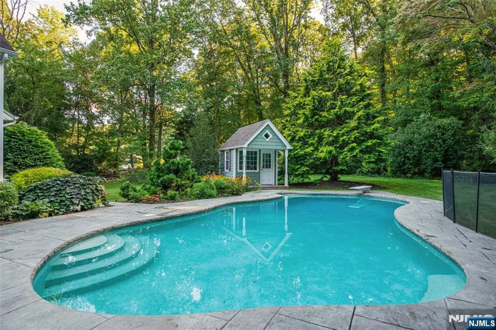50A Gormley Lane Kinnelonugh, NJ 07405