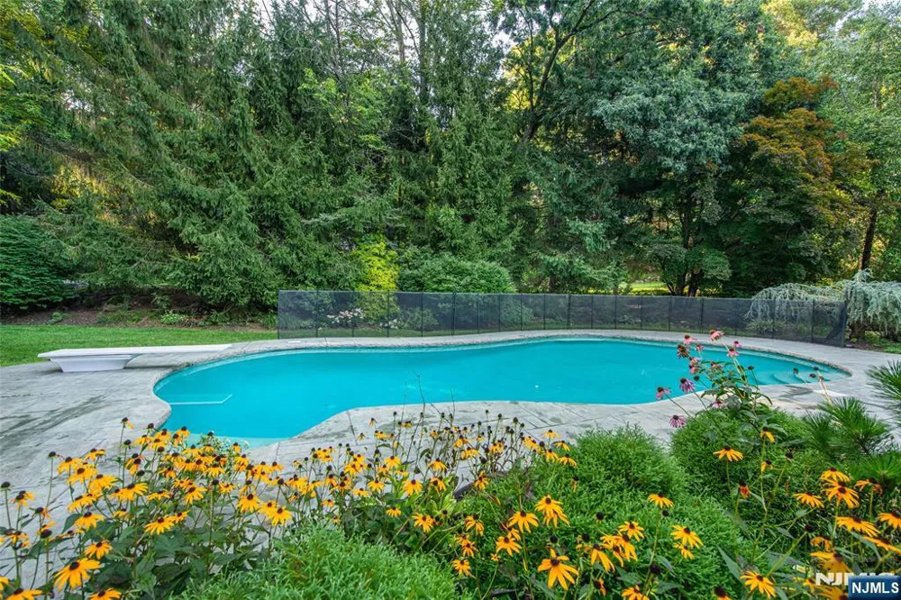 50A Gormley Lane Kinnelonugh, NJ 07405