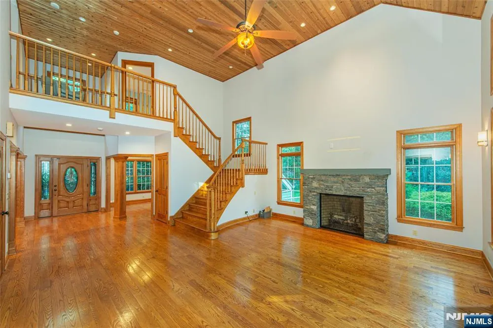 50A Gormley Lane Kinnelonugh, NJ 07405