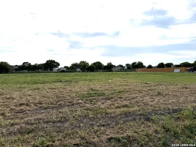 206 DOUBLE CREEK LOOP Seguin, TX 78155