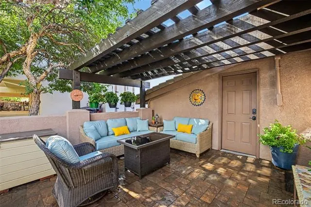 10898 Snow Cloud Trail Littleton, CO 80125