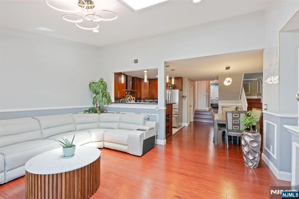 6501 Liberty Avenue F5 North Bergen, NJ 07047
