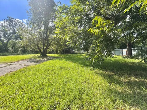 1504 E 33rd Street