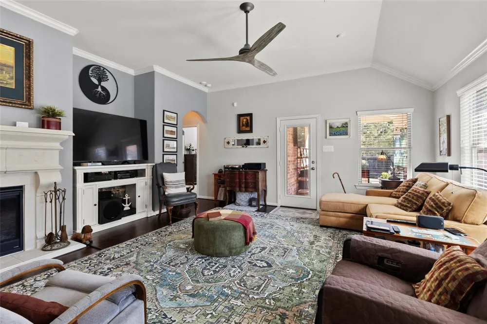199 Capriccio Lane Montgomery, TX 77316