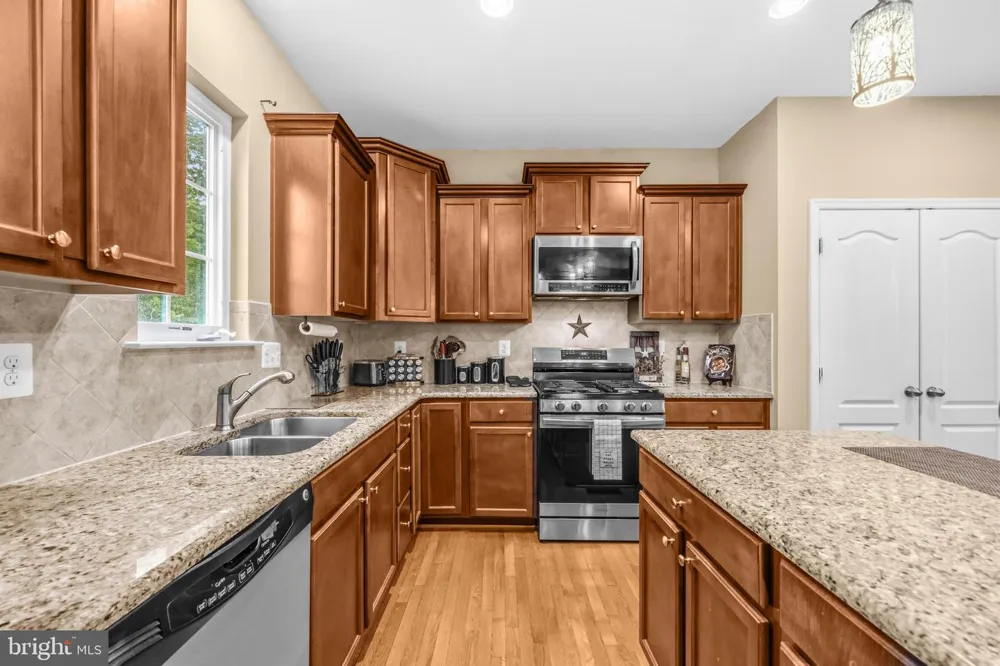 11642 ROYAL LYTHAM LANE Waldorf, MD 20602