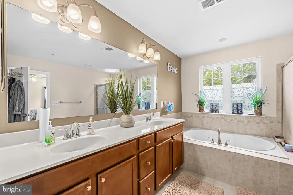 11642 ROYAL LYTHAM LANE Waldorf, MD 20602