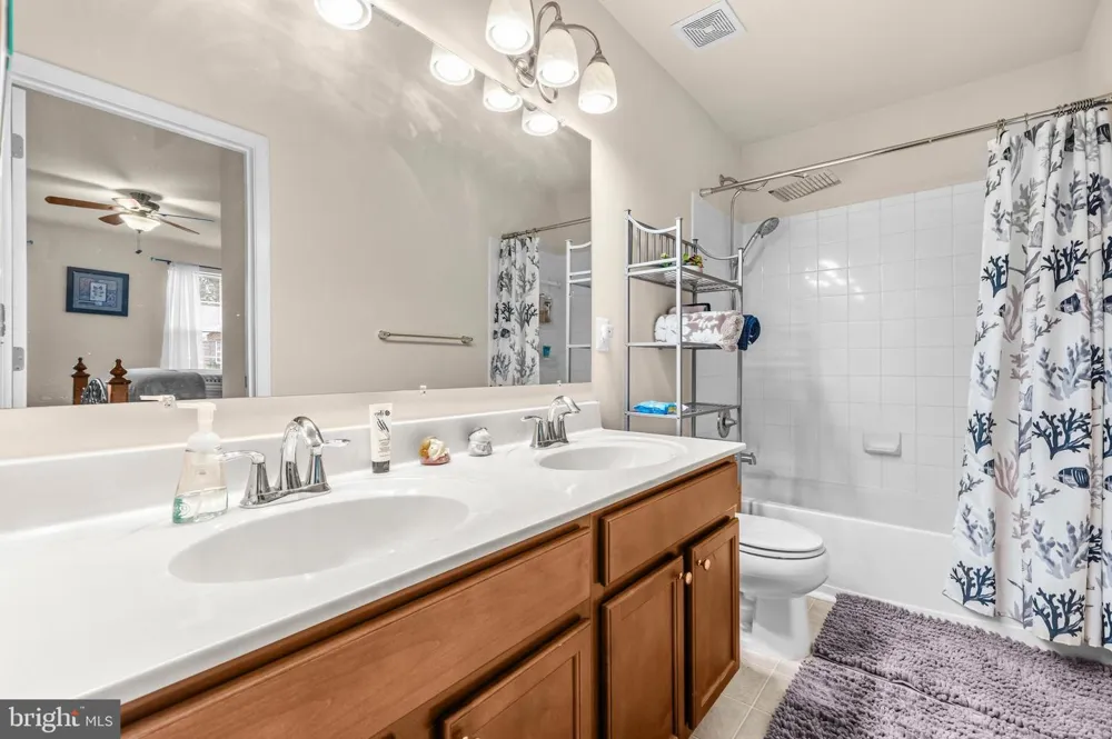 11642 ROYAL LYTHAM LANE Waldorf, MD 20602