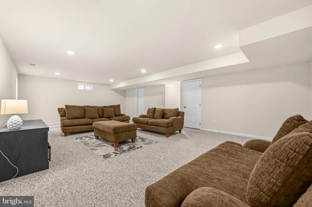 11642 ROYAL LYTHAM LANE Waldorf, MD 20602