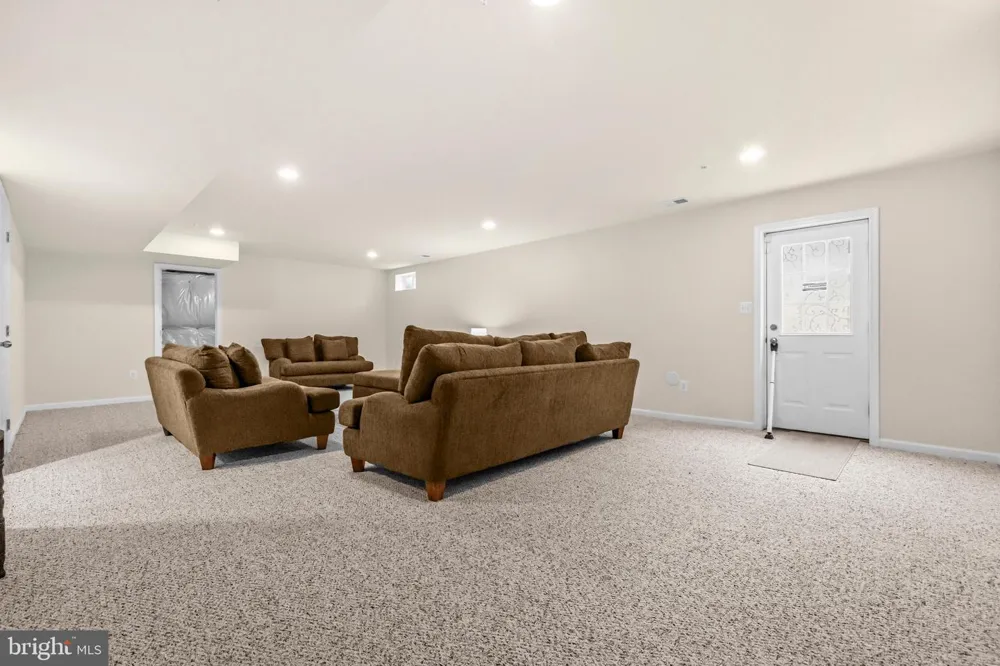 11642 ROYAL LYTHAM LANE Waldorf, MD 20602