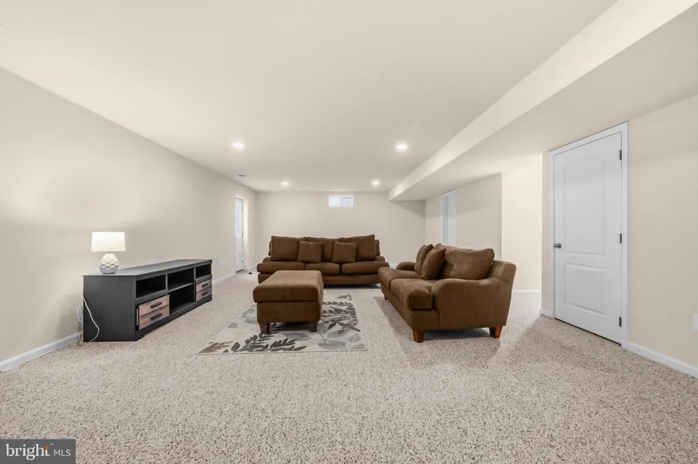 11642 ROYAL LYTHAM LANE Waldorf, MD 20602