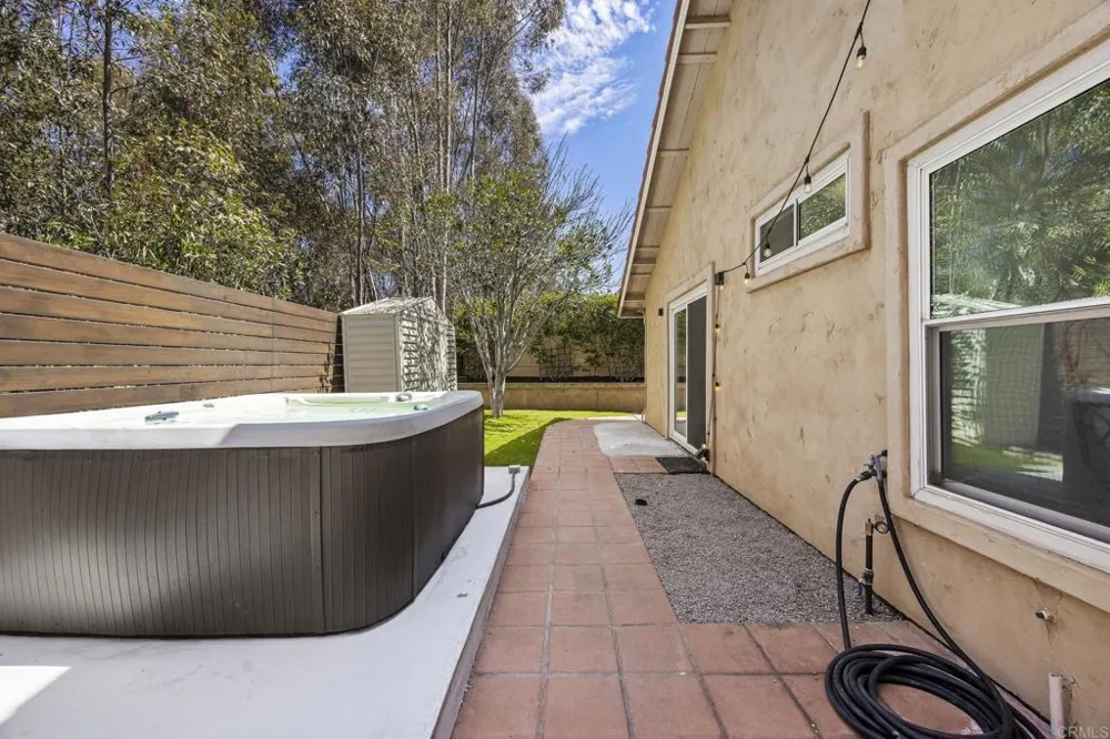 11170 Briarcliff Drive San Diego, CA 92131