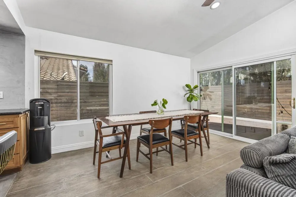 11170 Briarcliff Drive San Diego, CA 92131