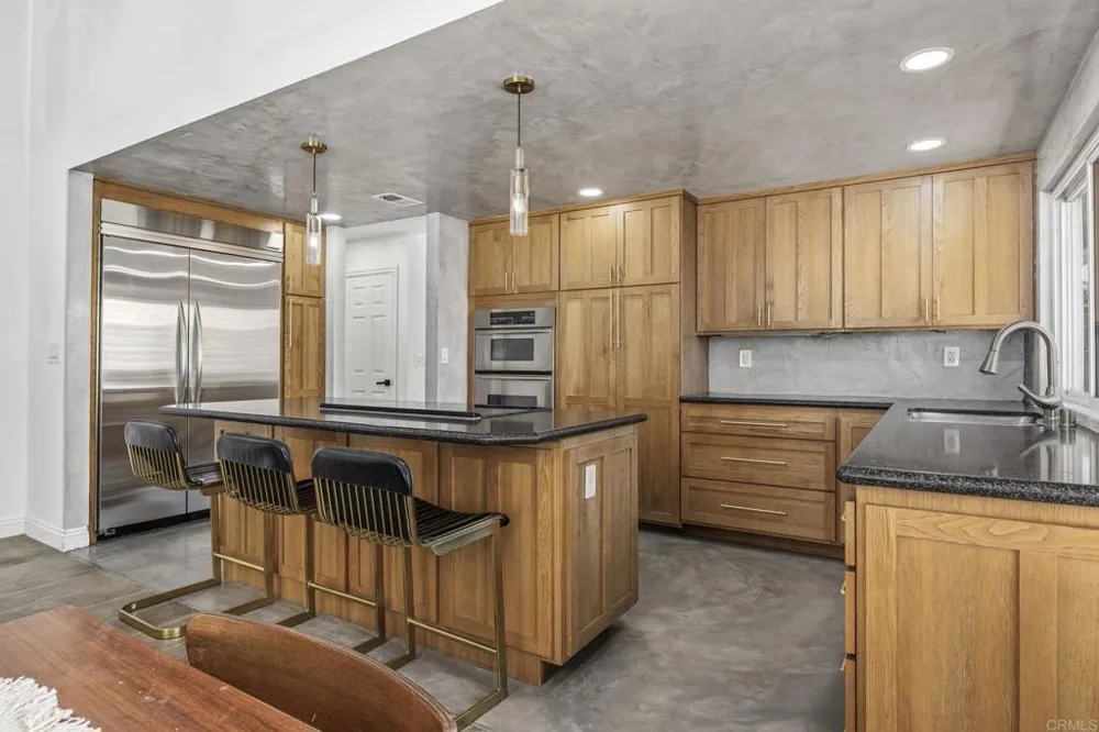 11170 Briarcliff Drive San Diego, CA 92131