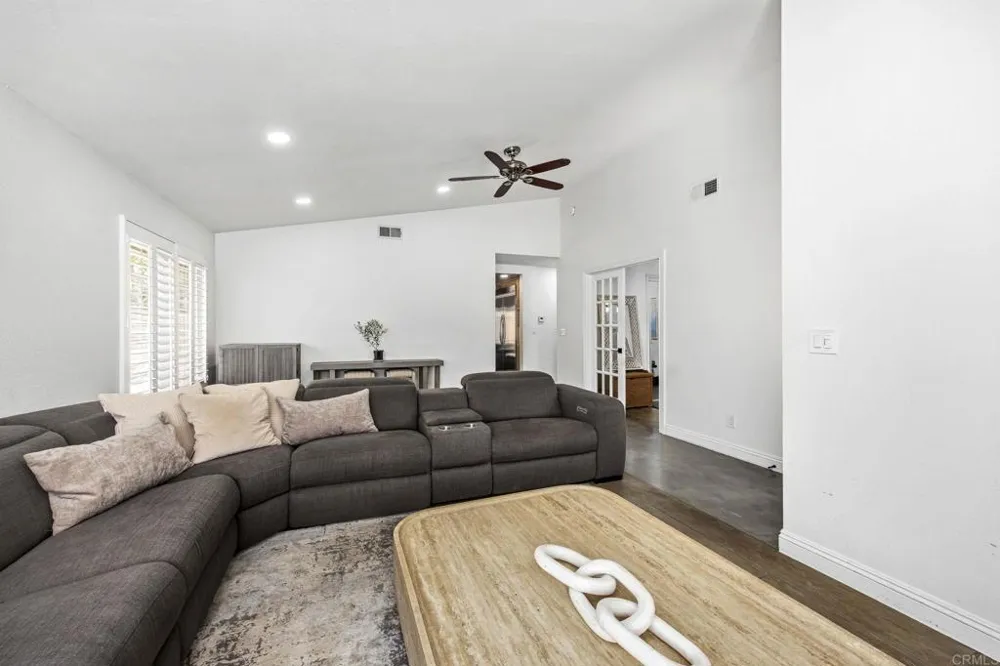 11170 Briarcliff Drive San Diego, CA 92131