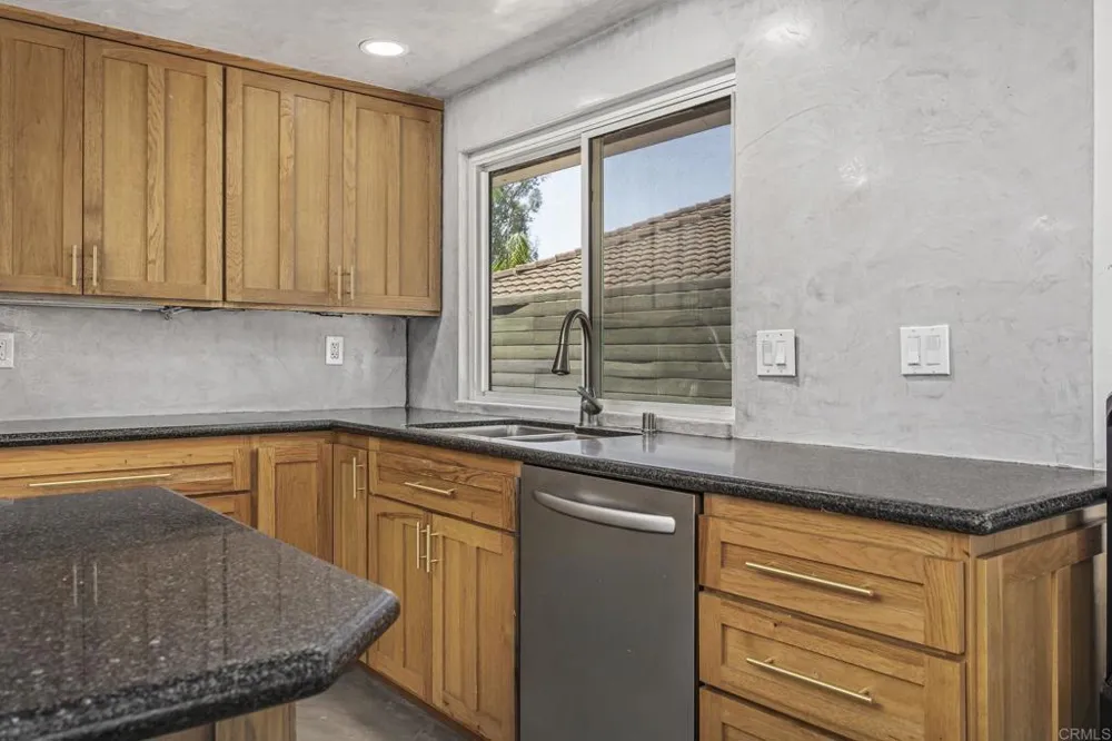 11170 Briarcliff Drive San Diego, CA 92131
