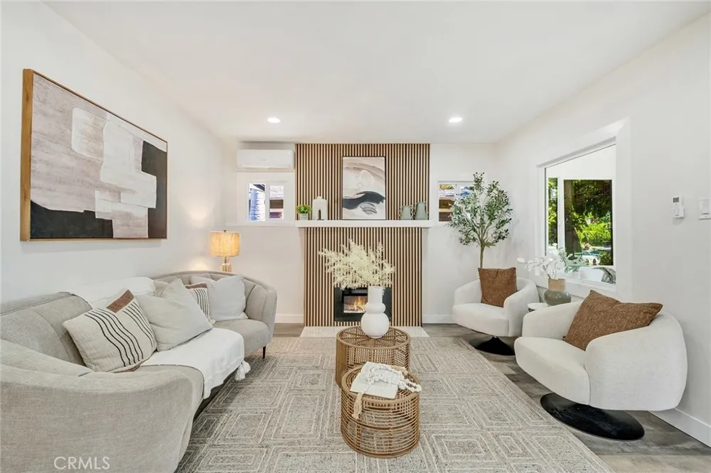 329 W Whiting Avenue Fullerton, CA 92832