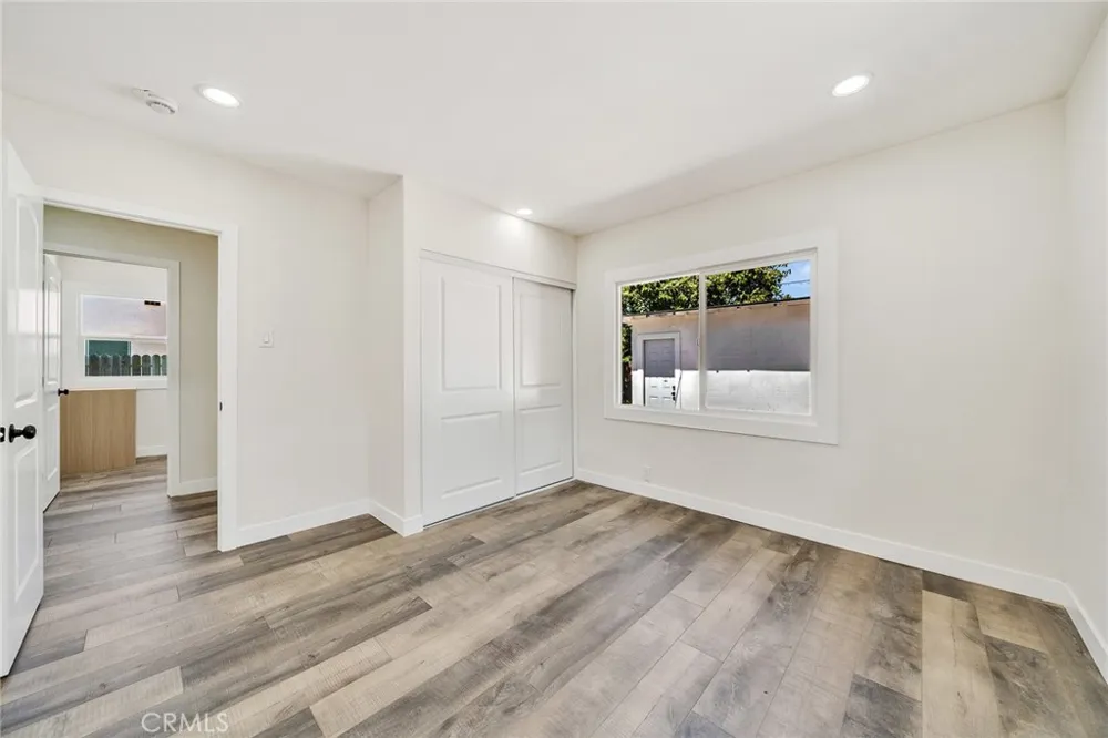 329 W Whiting Avenue Fullerton, CA 92832