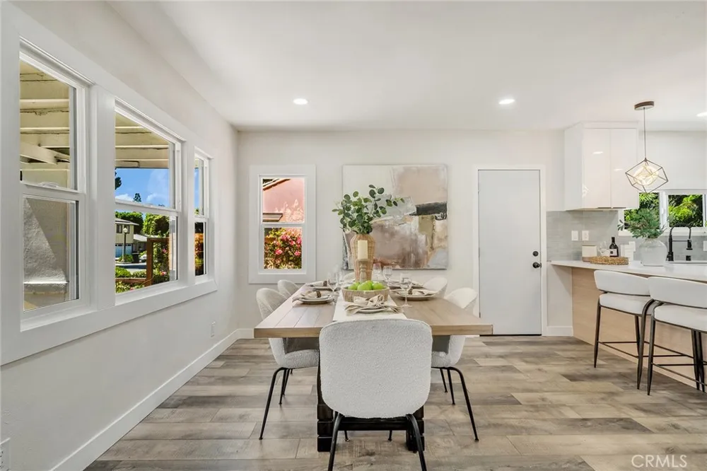 329 W Whiting Avenue Fullerton, CA 92832