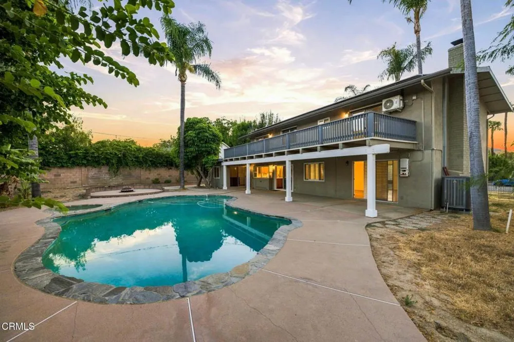 1128 El Monte Drive Simi Valley, CA 93065