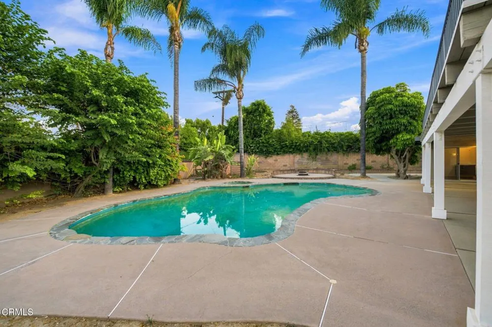 1128 El Monte Drive Simi Valley, CA 93065
