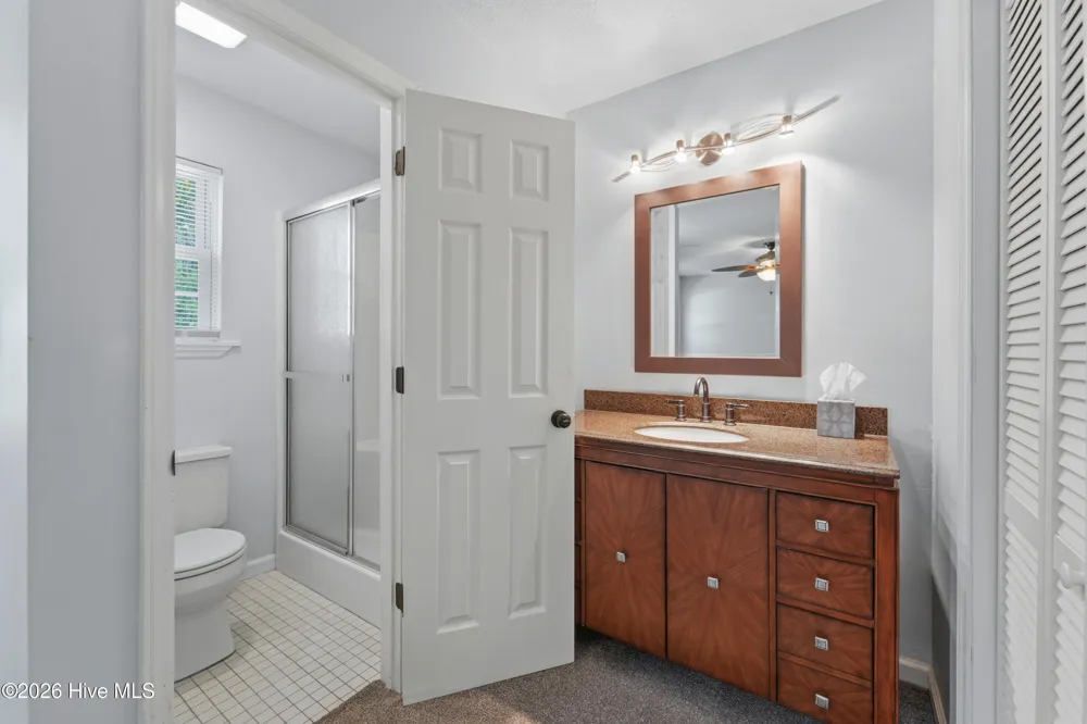 119 E Ivybridge Drive Hubert, NC 28539