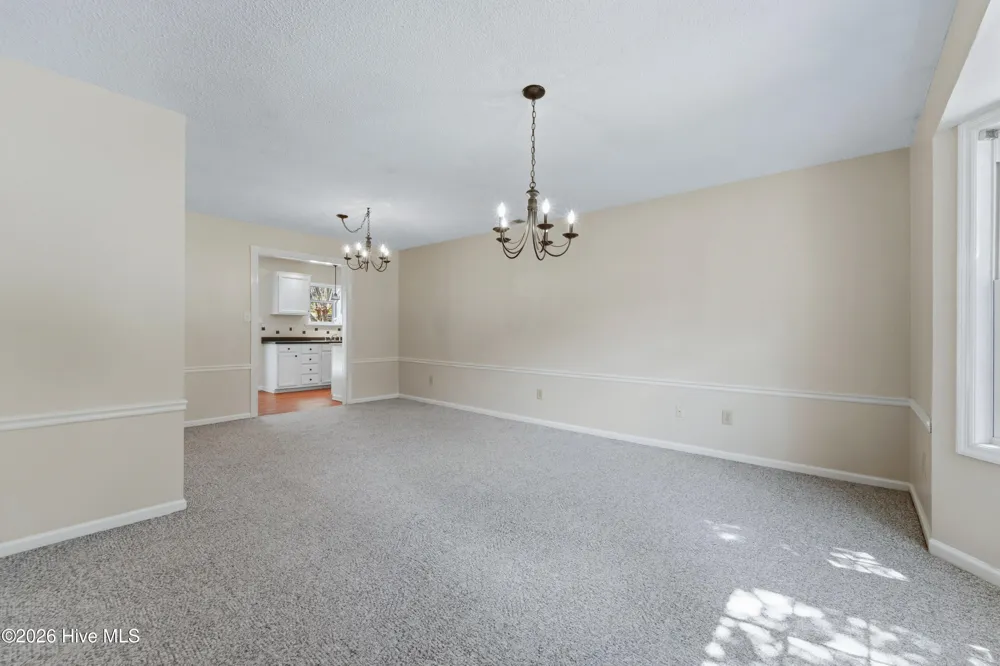 119 E Ivybridge Drive Hubert, NC 28539