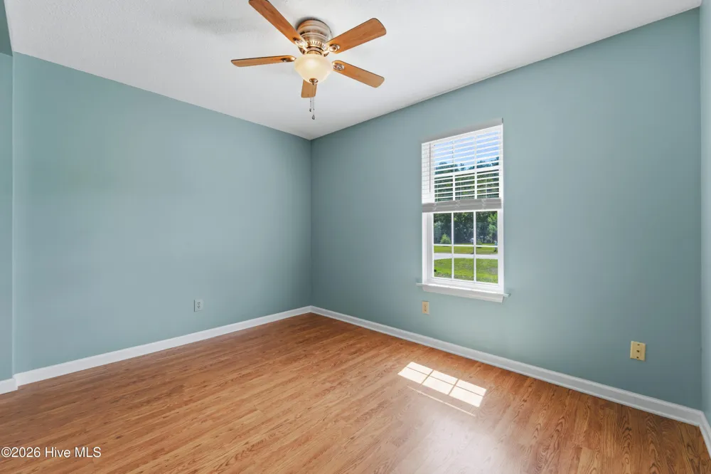 119 E Ivybridge Drive Hubert, NC 28539