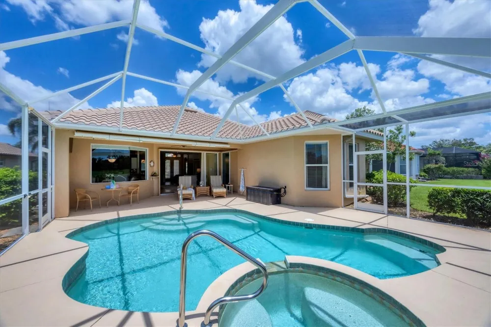 5641 WHISPERING OAKS DRIVE North Port, FL 34287