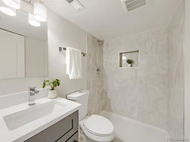8937 W Woodard Drive Denver, CO 80227
