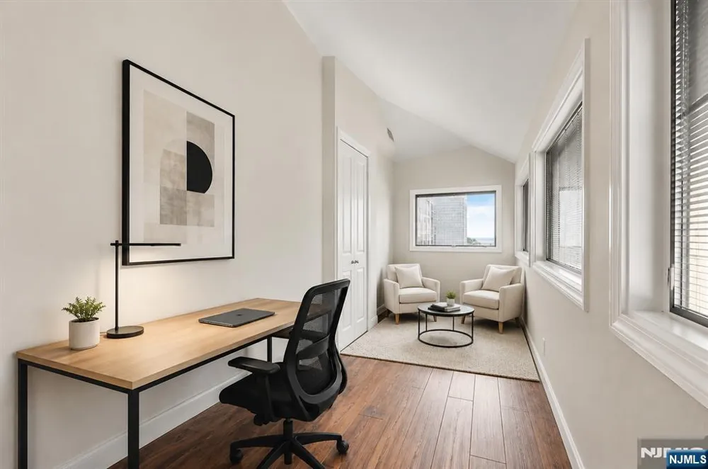 300 Gorge Road 57 Cliffside Park, NJ 07010