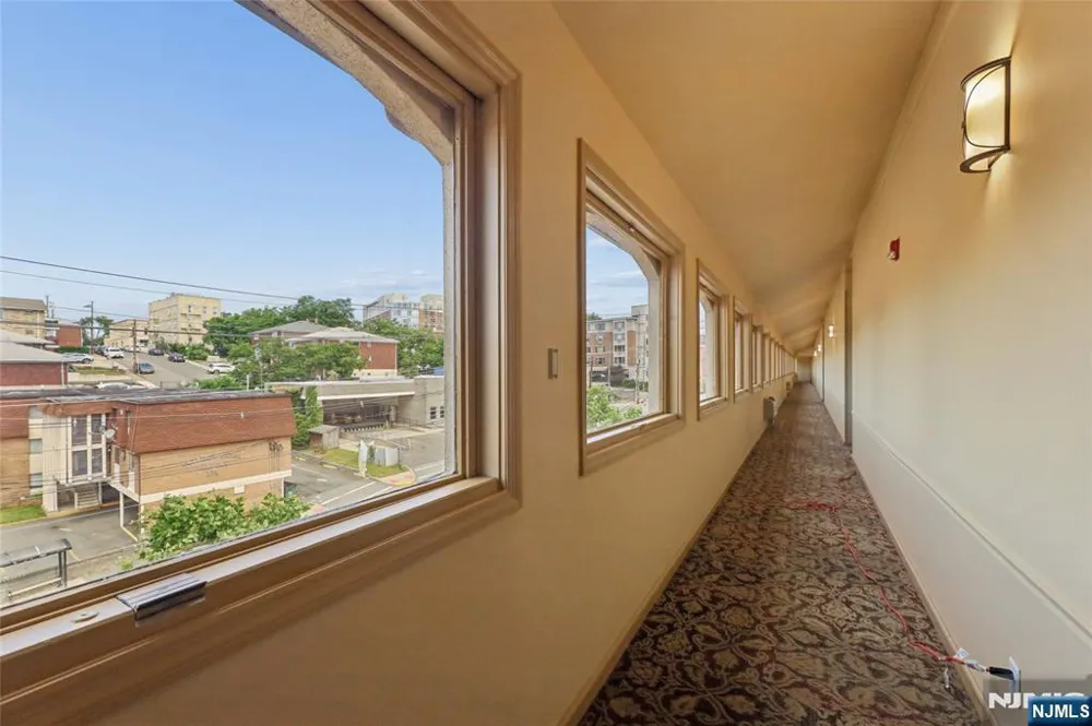 300 Gorge Road 57 Cliffside Park, NJ 07010