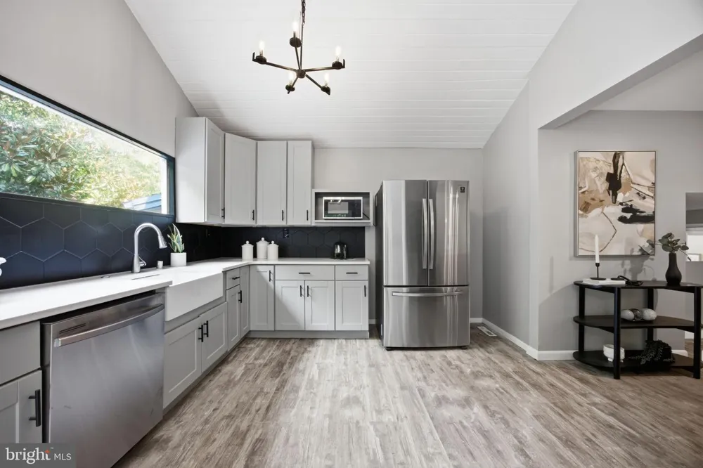13 RICKOVER COURT Annapolis, MD 21401