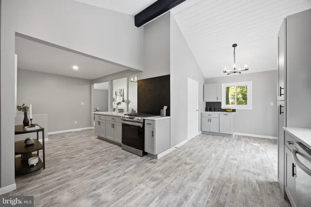 13 RICKOVER COURT Annapolis, MD 21401