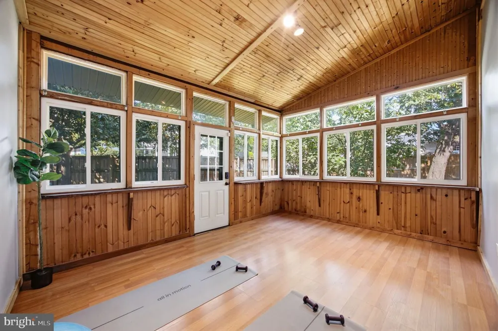 13 RICKOVER COURT Annapolis, MD 21401