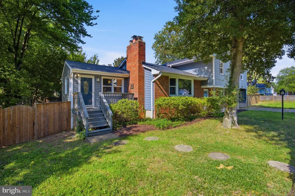 13 RICKOVER COURT Annapolis, MD 21401