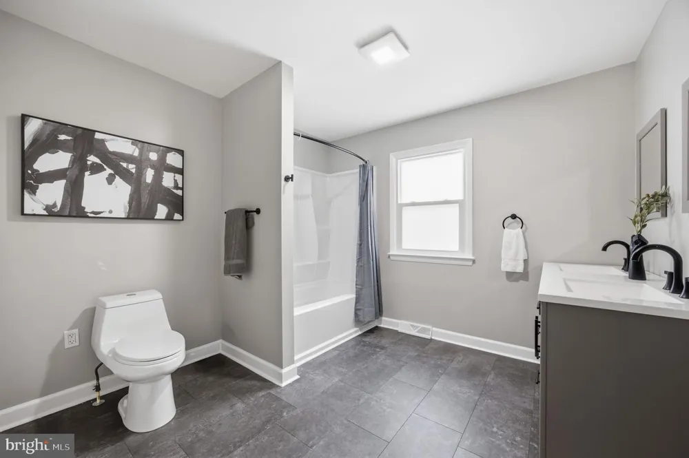 13 RICKOVER COURT Annapolis, MD 21401