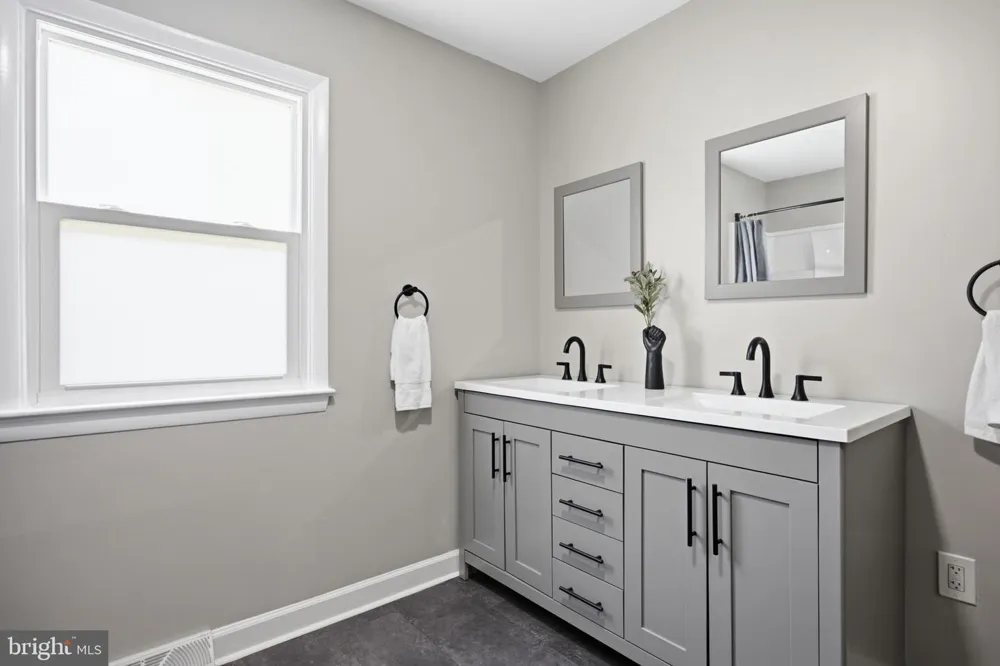 13 RICKOVER COURT Annapolis, MD 21401