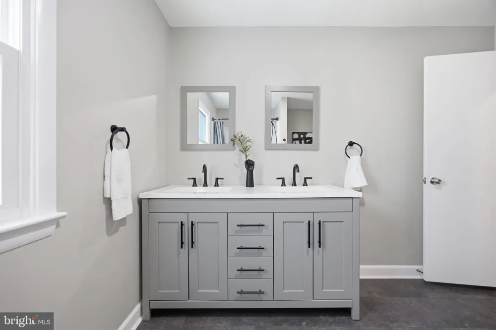 13 RICKOVER COURT Annapolis, MD 21401