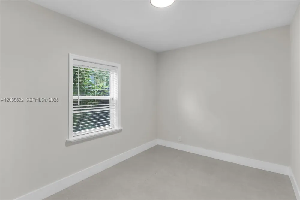 1525 NE 18th Ave Fort Lauderdale, FL 33304