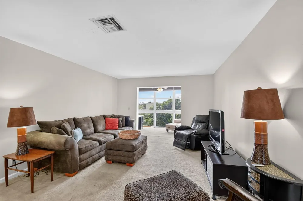 230 NE 26th Avenue #412 Boynton Beach, FL 33435