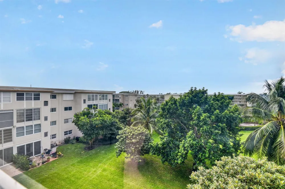 230 NE 26th Avenue #412 Boynton Beach, FL 33435
