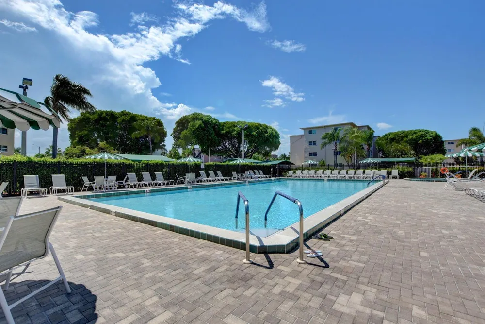 230 NE 26th Avenue #412 Boynton Beach, FL 33435
