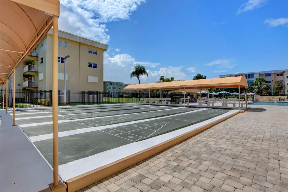 230 NE 26th Avenue #412 Boynton Beach, FL 33435