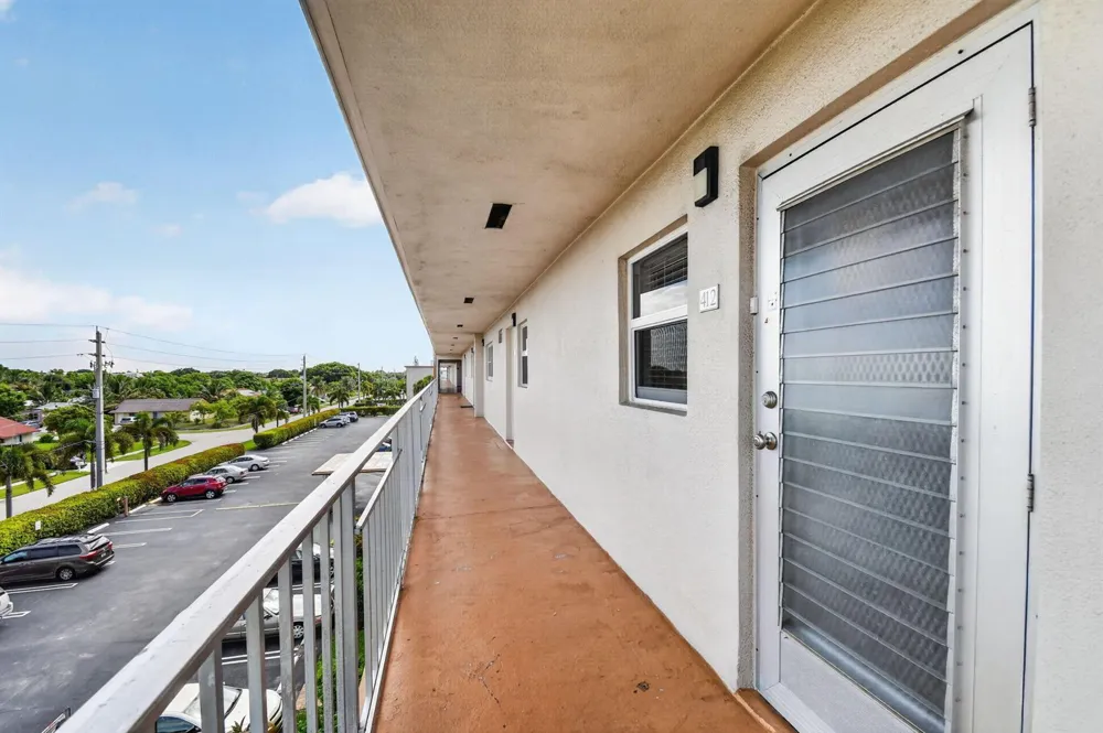 230 NE 26th Avenue #412 Boynton Beach, FL 33435