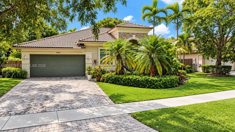 22023 SW 95th Pl Cutler Bay, FL 33190