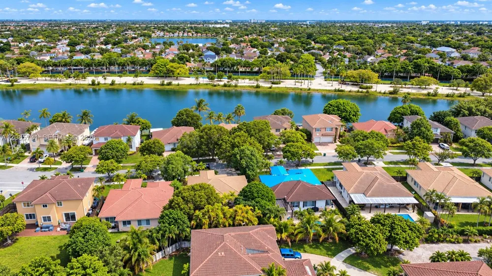 22023 SW 95th Pl Cutler Bay, FL 33190