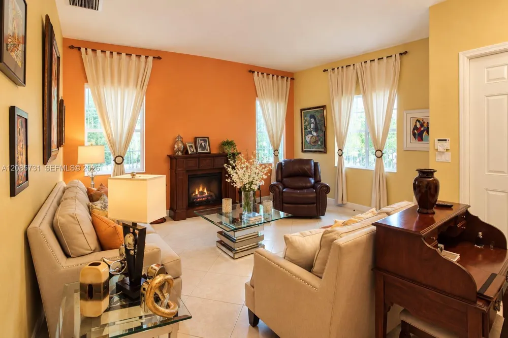 22023 SW 95th Pl Cutler Bay, FL 33190