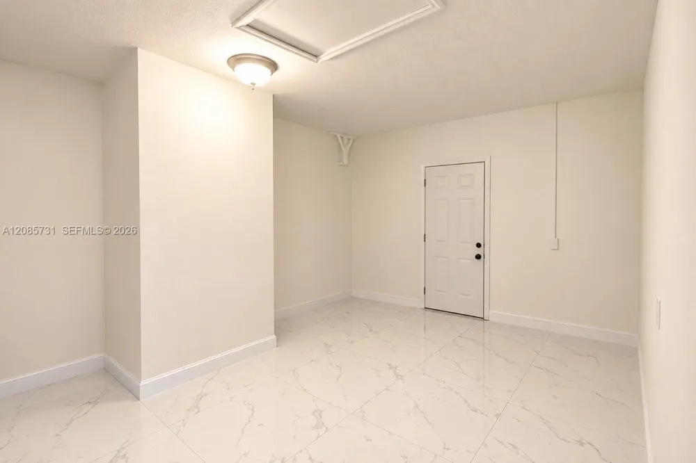 22023 SW 95th Pl Cutler Bay, FL 33190