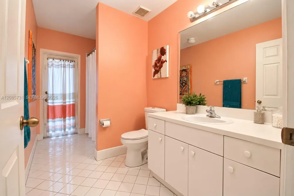 22023 SW 95th Pl Cutler Bay, FL 33190