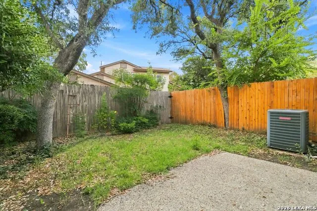 4507 SMOKEY WOOD LN San Antonio, TX 78249